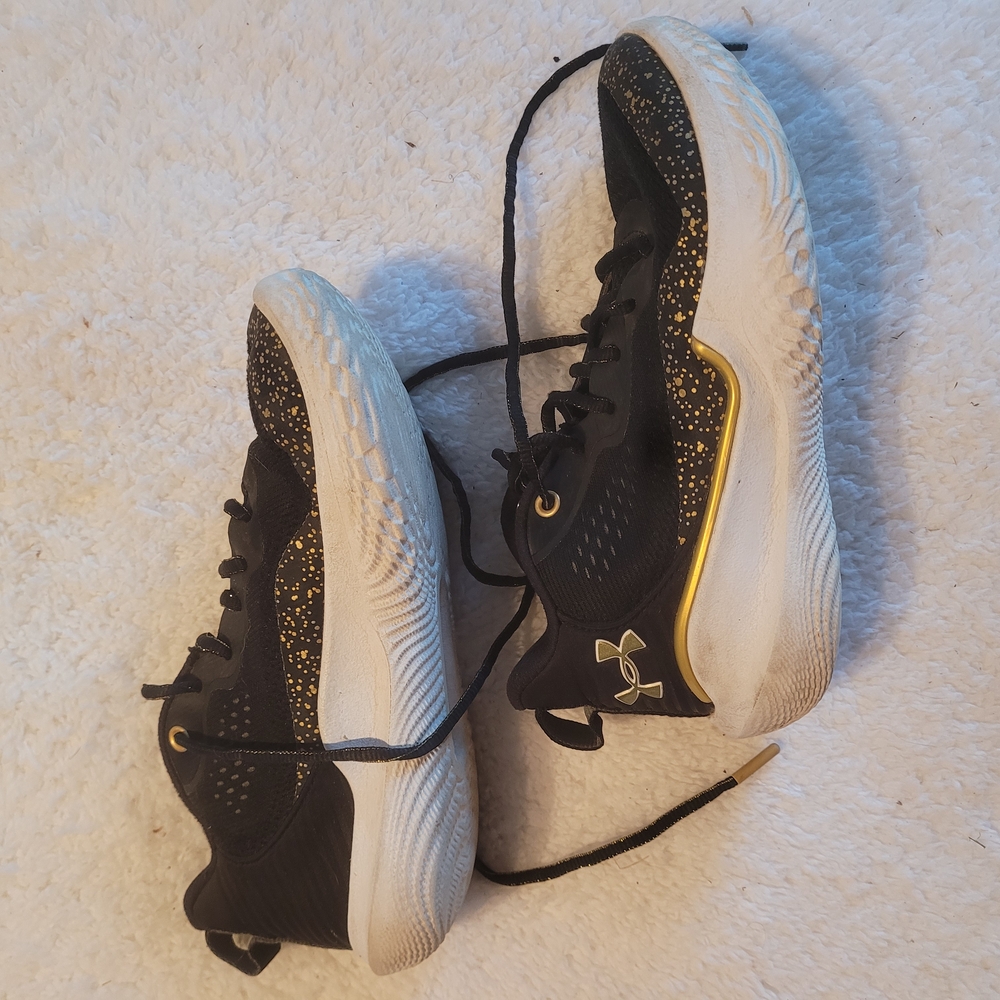Under Armour Kids Black and Gold Shoes